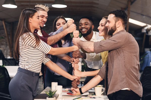 Inspirez votre équipe : le meilleur nom d'équipe team building